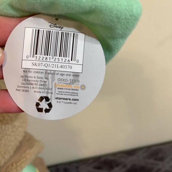 Disney Star Wars mandalorian The Child plush - Picture 5 of 9